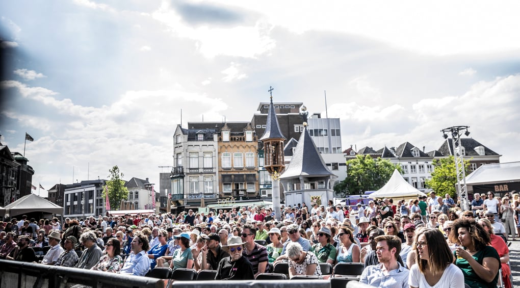 Zara McFarlane en Band - ©ellen van lent