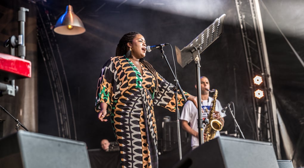 Zara McFarlane en Band - ©ellen van lent