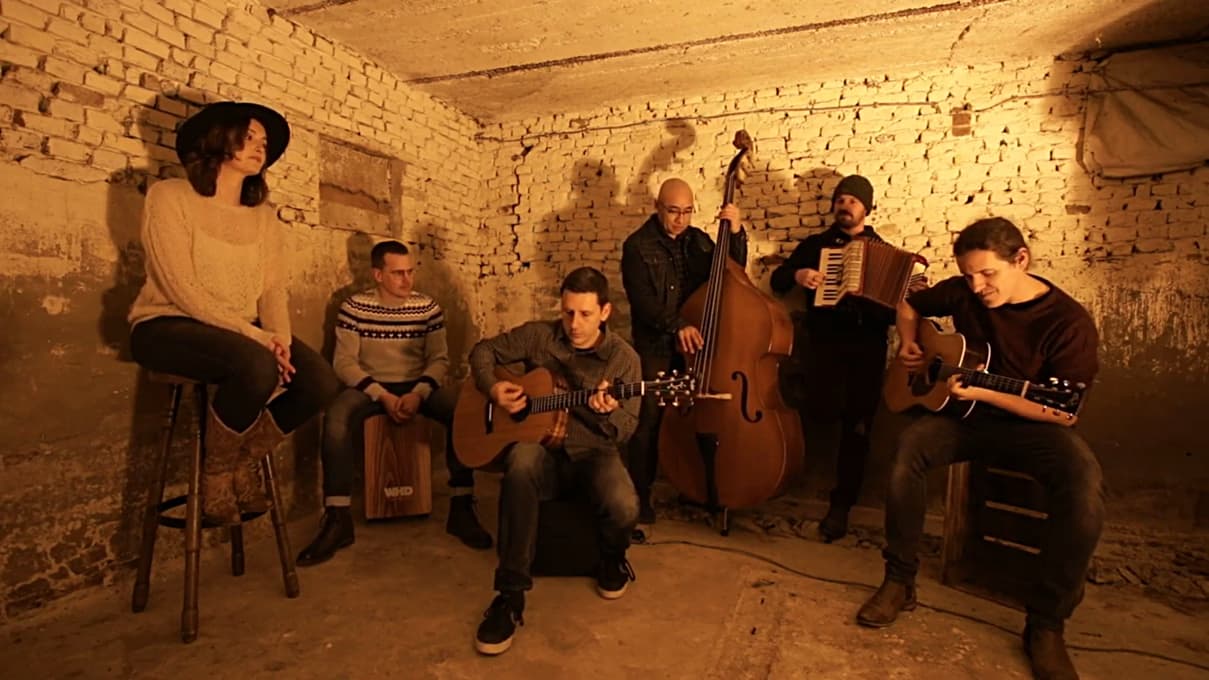 Blue Room Sessions 20-21