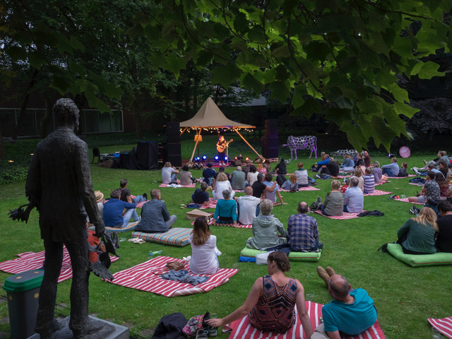 Anneke van Giersbergen
