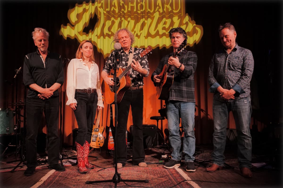 The Dasboard Danglers 