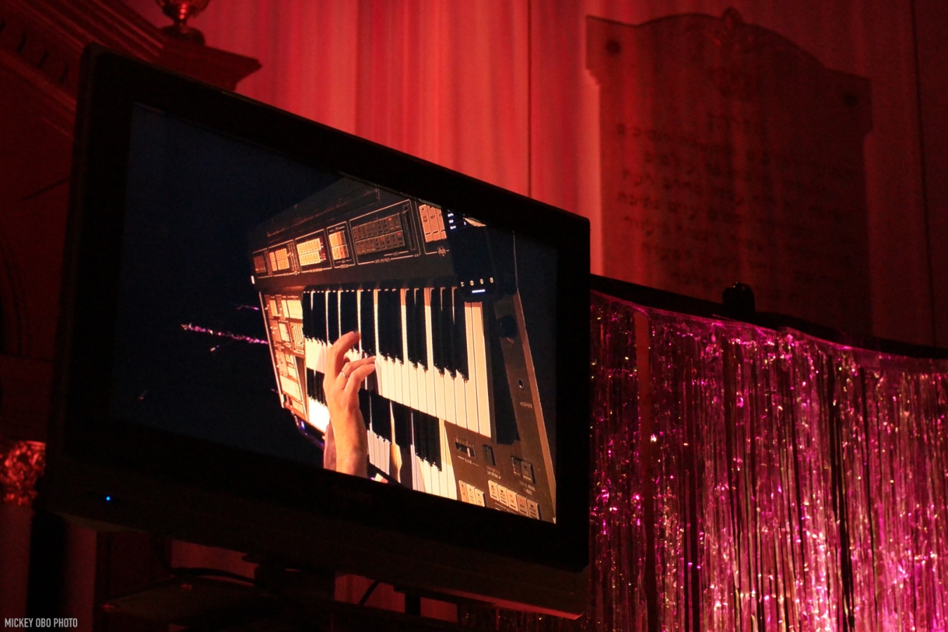 conventioneel - ©Mickey Obo Mickey Obo