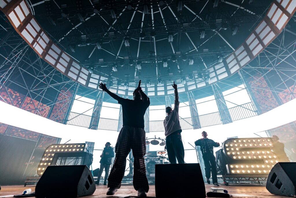 Chase And Status
