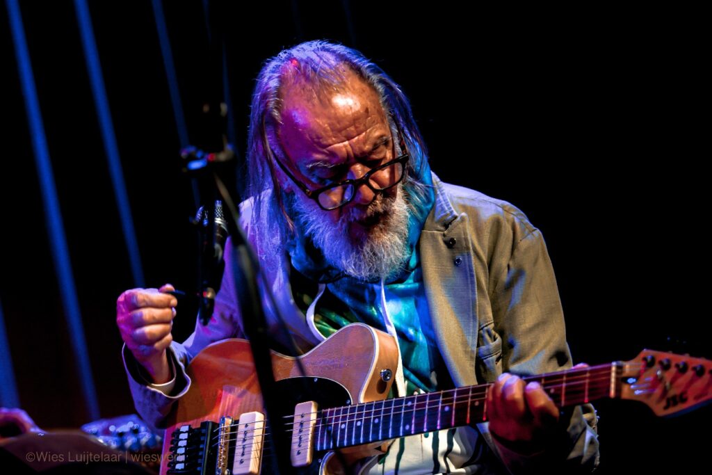 Roland van Campenhout